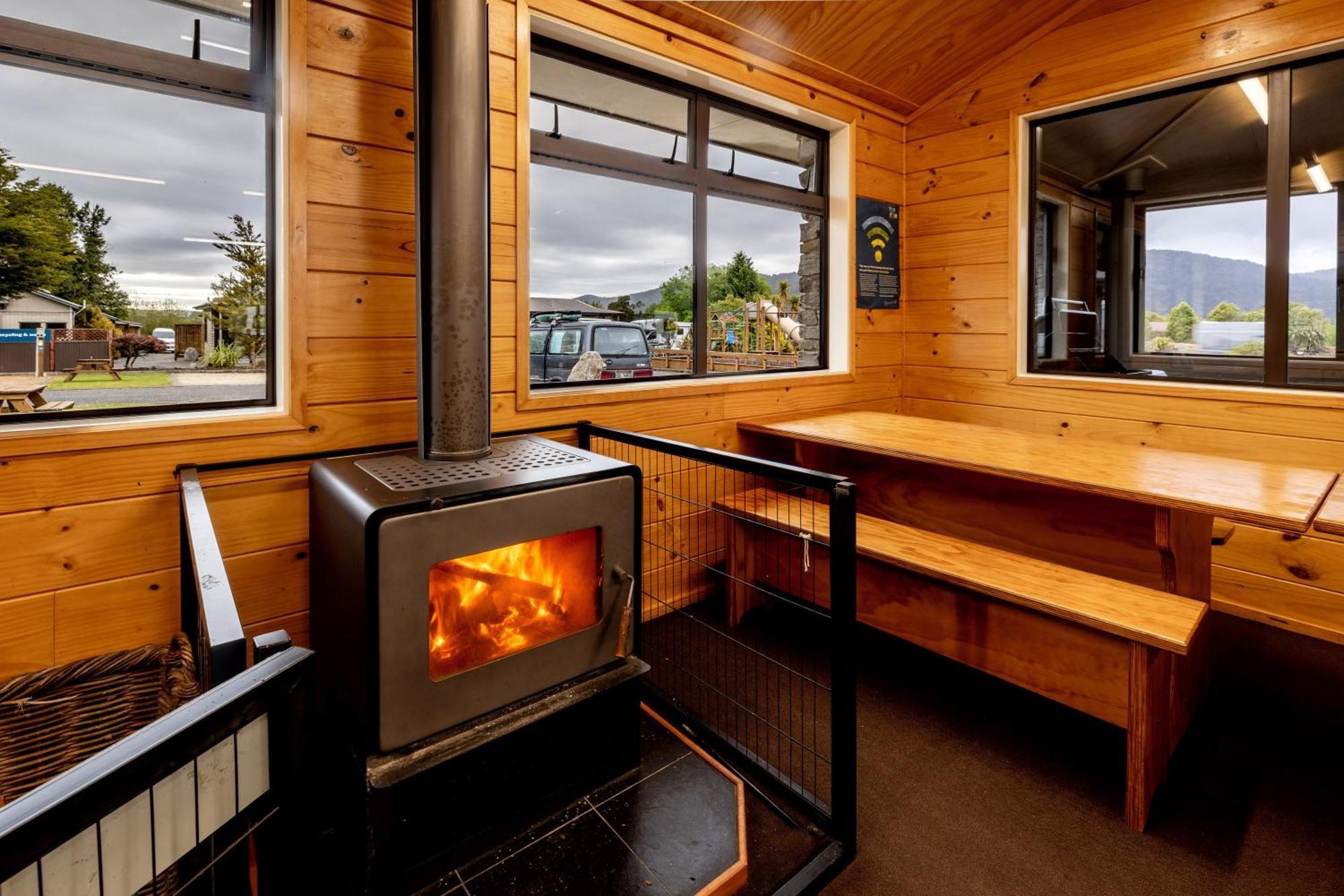 Fox Glacier Top 10 Holiday Park & Motels Esterno foto